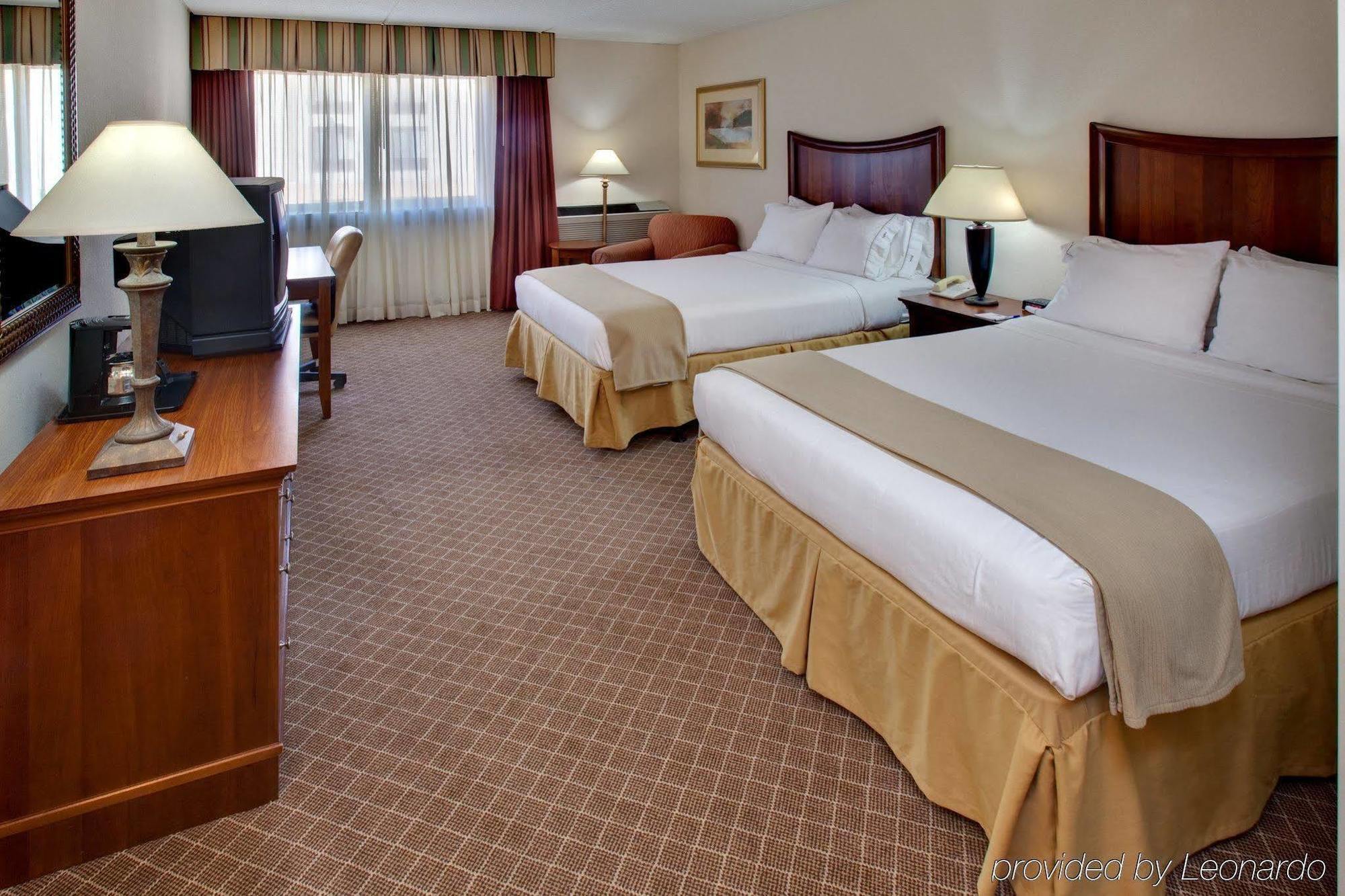 Holiday Inn Express Chicago Nw - Arlington Heights By Ihg Eksteriør billede