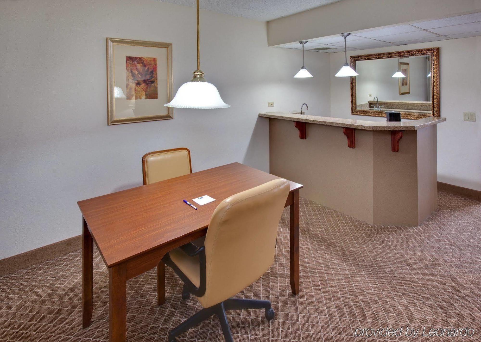 Holiday Inn Express Chicago Nw - Arlington Heights By Ihg Værelse billede